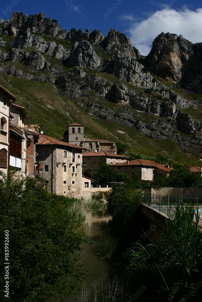Pancorbo, pueblode la provincia de Burgos (España), comunidad autónoma de Castilla y León, comarca de Ebro, partido judicial de Miranda de Ebro Pancorbo, pueblode la provincia de Burgos (España), comunidad autónoma de Castilla y León, comarca de Ebro, partido judicial de Miranda de Ebro