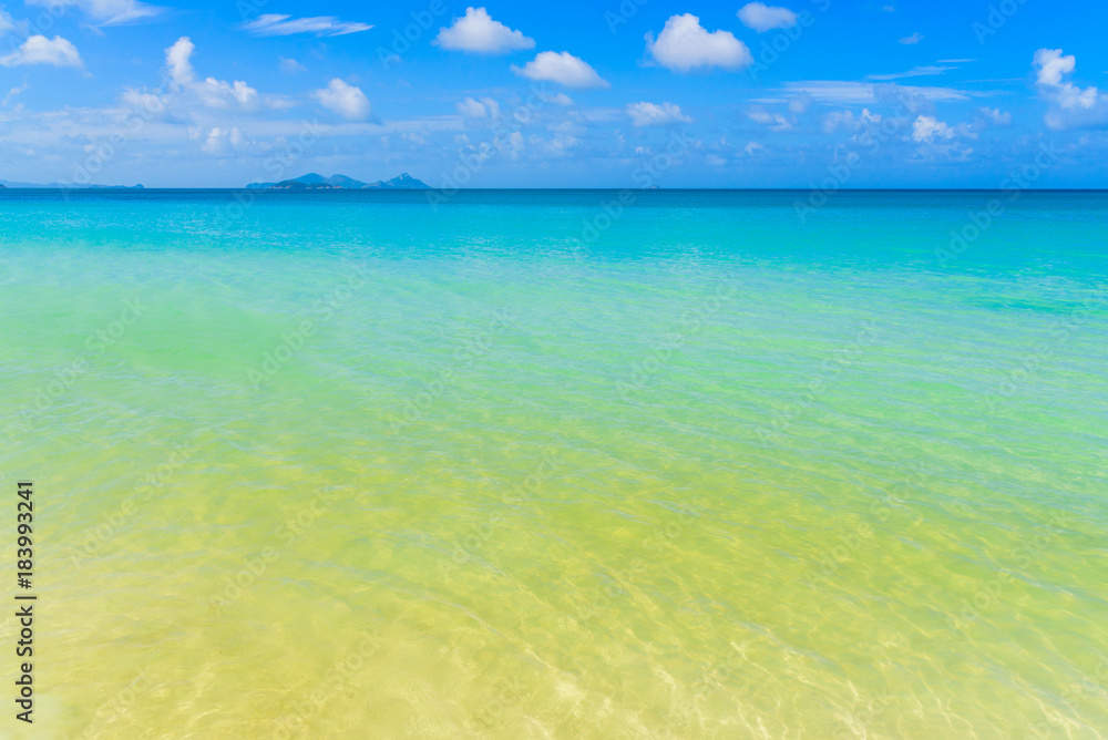The beautiful whitehaven beach in whitsunday islands The beautiful whitehaven beach in whitsunday islands