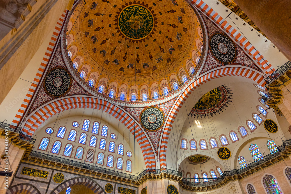 Interior decoration and artworks of Suleymaniye mosque