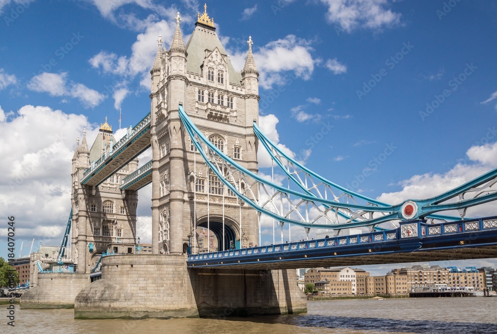 Obraz premium Wieża most