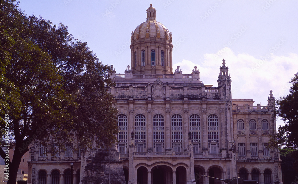 Cuba: Revolucionary Museum in Havanna | Das Revolutionsmuseum in Havanna