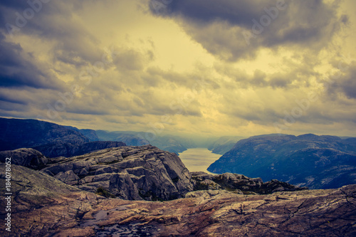 Preikestolen in Norwegen - Aussicht auf den Fjord