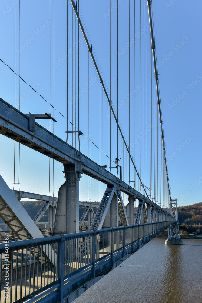 Naklejka premium Mid-Hudson Bridge - Nowy Jork