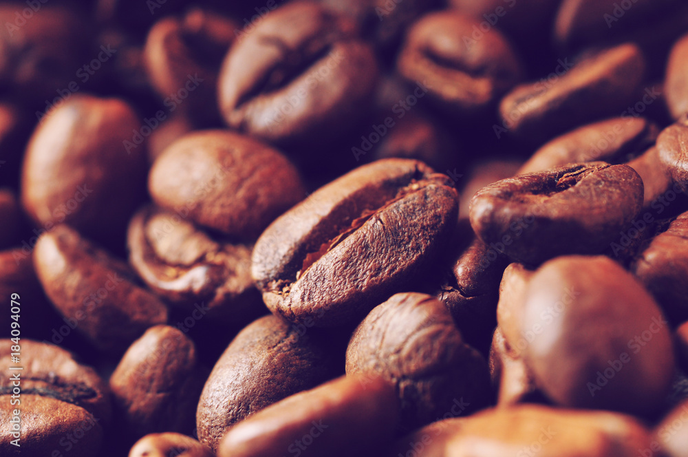 Fototapeta premium Close-up of roasted coffee beans