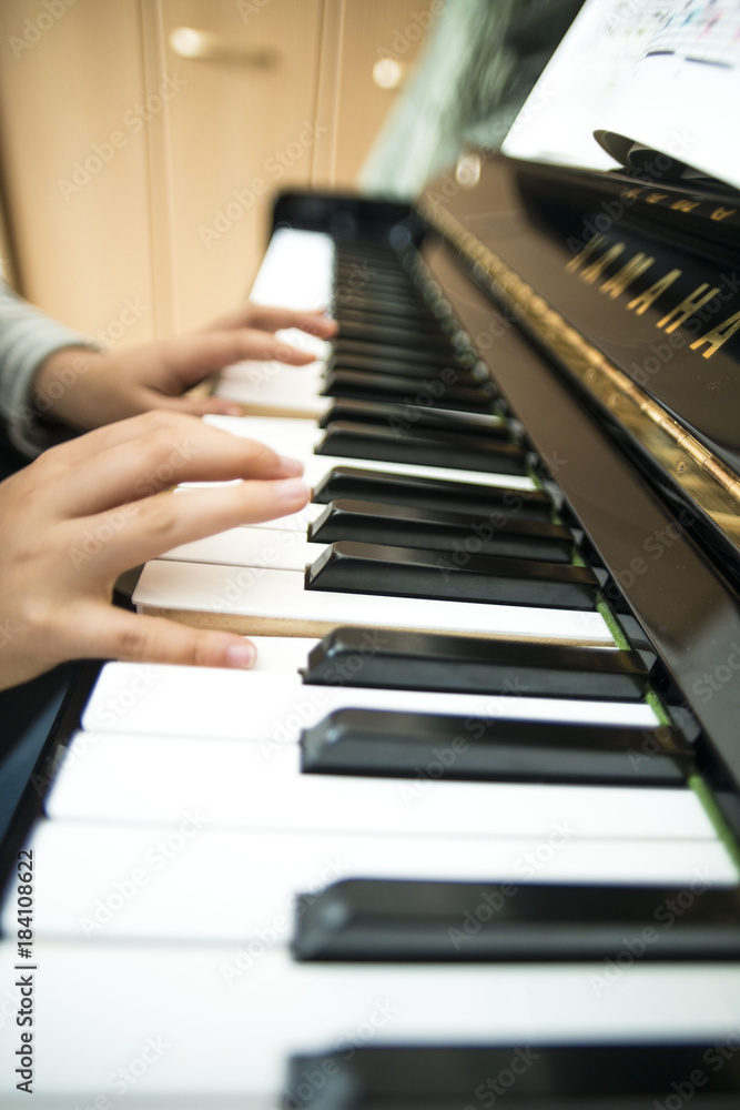 Fototapeta premium ピアノレッスン