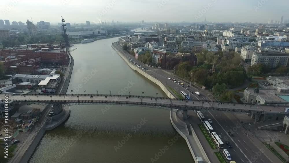 Aerial view of the Great Peter's monument (through the Patriarchal Bridge) Aerial view of the Great Peter's monument (through the Patriarchal Bridge)