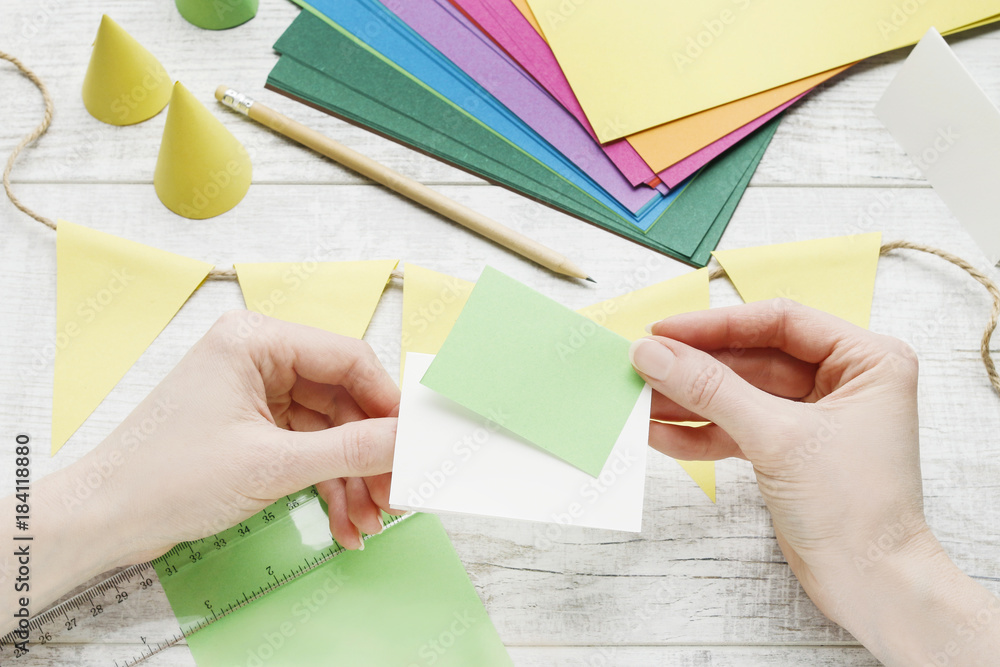 How to make paper party decorations How to make paper party decorations