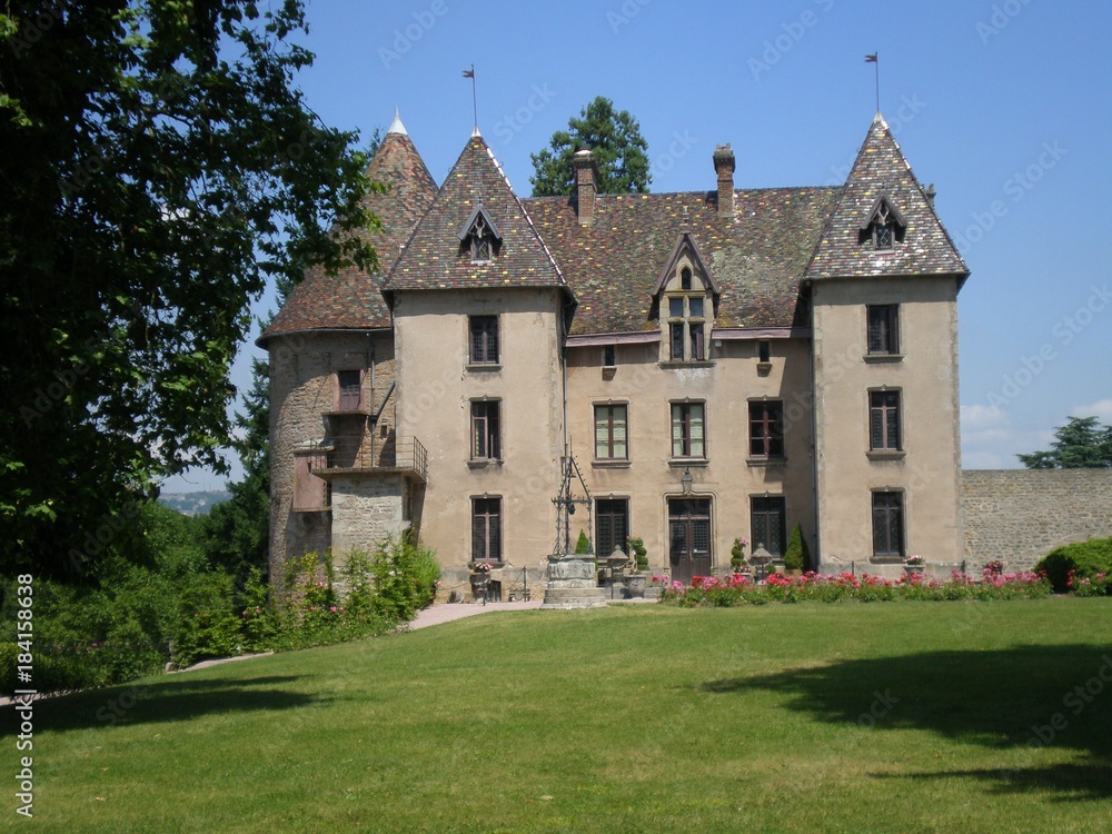 Château Couches - ein Märchenschloss im Burgund