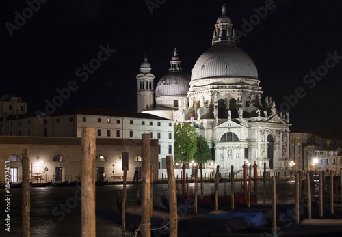 Night view of "Basilica di Santa Maria della Salute" and gondola