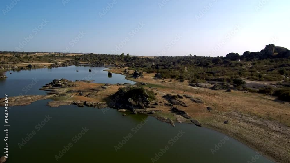 Los Barruecos (Caceres) Paraje natural en Malpartida de Caceres (Extremadura, España) Video aereo con Drone Los Barruecos (Caceres) Paraje natural en Malpartida de Caceres (Extremadura, España) Video aereo con Drone