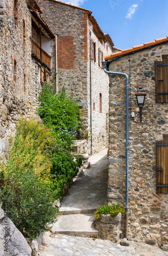 Fototapeta Naklejka Na Ścianę i Meble -  Little village of Eus, one of the most beautiful villages of France