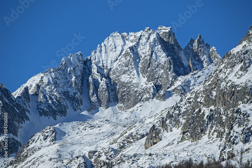 Bergspitze unterhalb des Pizzo Rotondo, aus der Sicht des Bedrettotales, Tessin, Schweiz © tauav