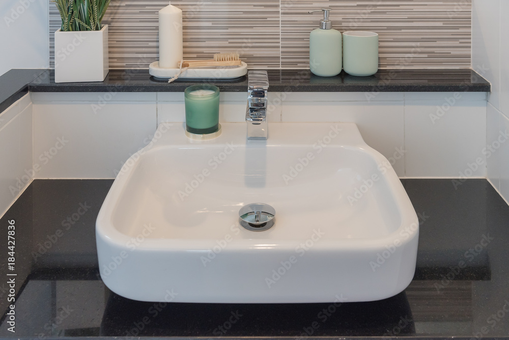 Fototapeta premium Bathroom interior in new luxury home