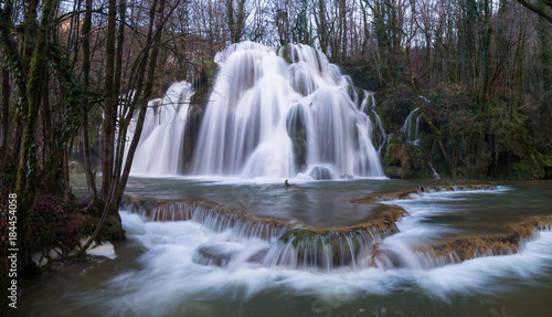 La cascade des tufs aux Planches près d'Arbois