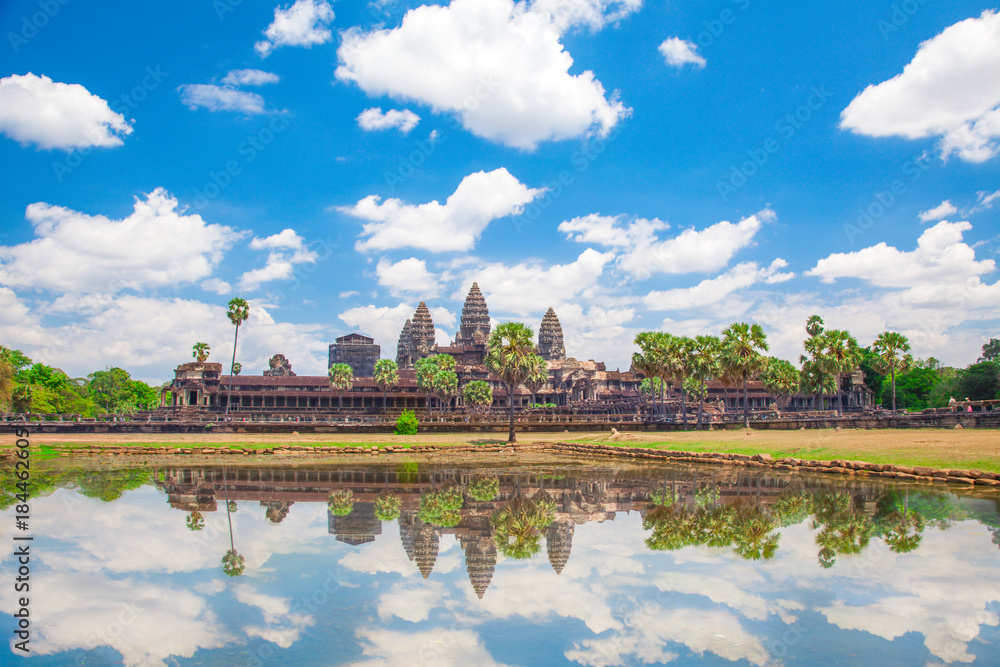 Fototapeta premium Angkor Wat Temple, Siem reap, Cambodia