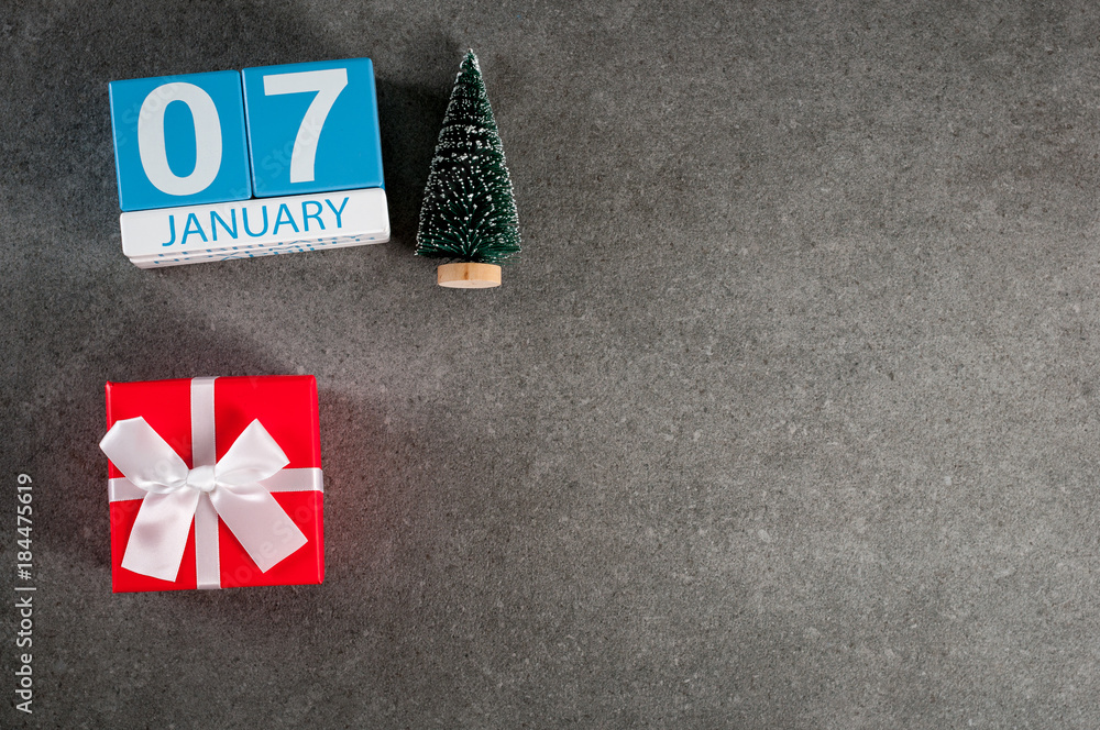 january-7th-image-7-day-of-january-month-calendar-with-x-mas-gift-and-christmas-tree-new-year-background-with-empty-space-for-text-mockup-stock-photo-adobe-stock