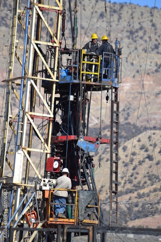 Workover rig photo