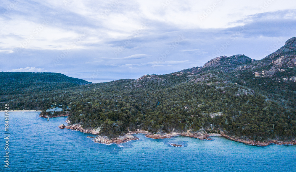 Fototapeta premium Coles Bay in Freycinet National Park, Tasmania