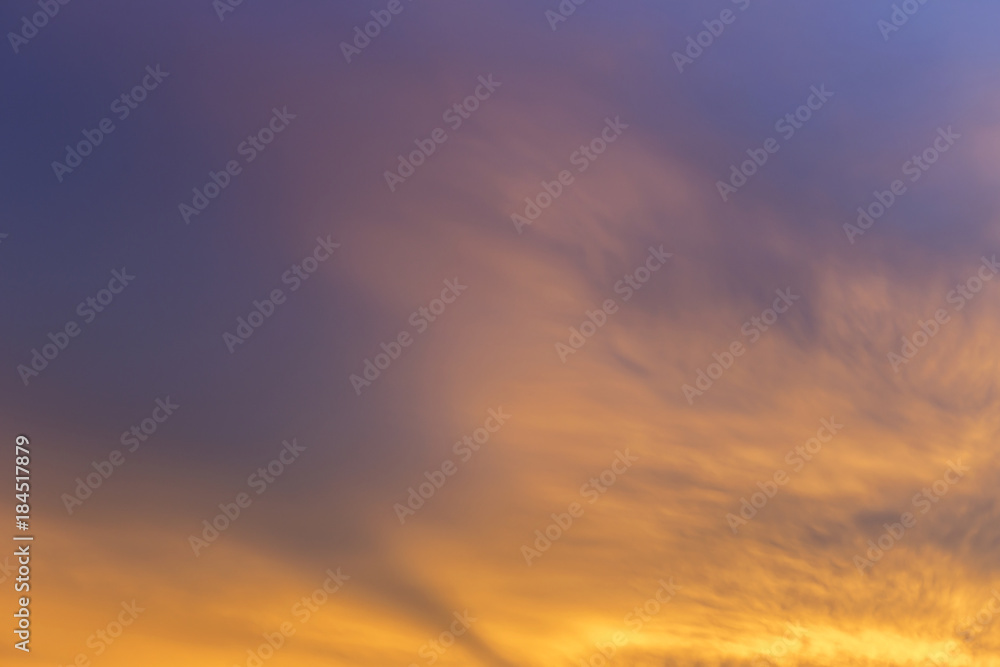 Fototapeta premium Abstract blurred evening sky with sunset light background