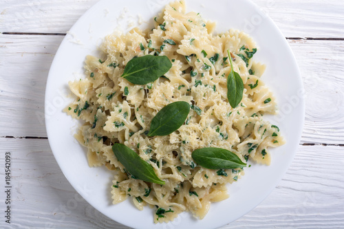 Pasta with baby spinach