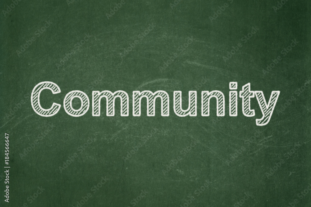 Obraz premium Social media concept: text Community on Green chalkboard background