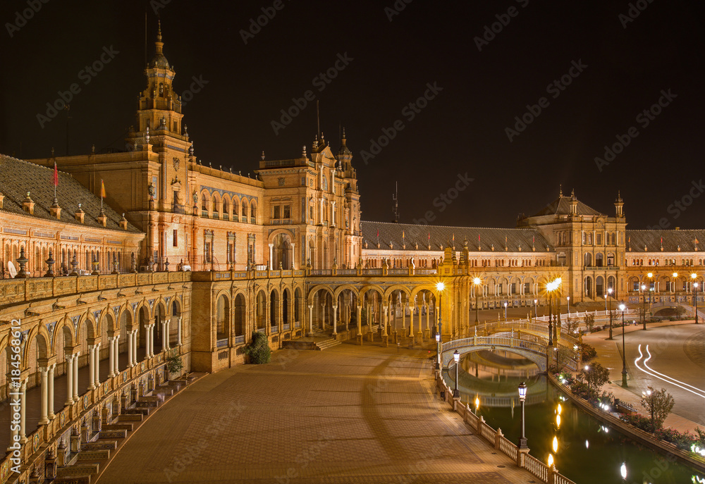 Seville - Plaza de Espana square designed by Ani­bal Gonzalez (