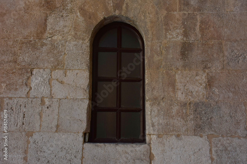 Italy, Bari, Norman-Svevo Castle. Medieval fortress that dates back to 1132. Internal window © benny