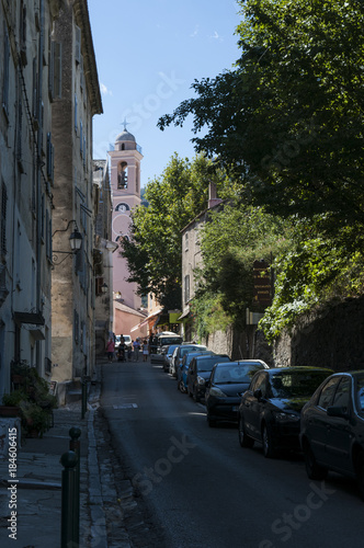 Wallpaper Mural Corsica, 31/08/2017: skyline della Cittadella di Corte, famoso villaggio dell'Alta Corsica, con vista sul campanile della Chiesa dell'Annunciazione, l'edificio più antico della città (1450) Torontodigital.ca