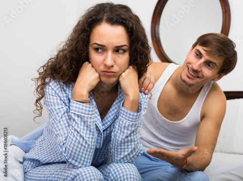Принти на полотні Brunette girl cannot accept appology from husband