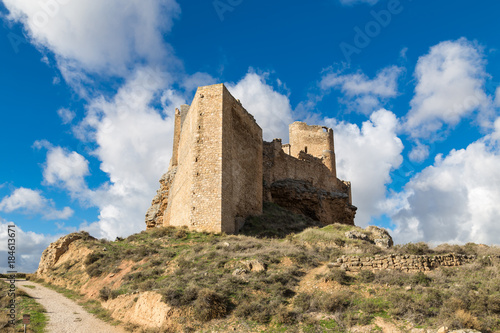 Road to the castle of Zorita de los Canes, Guadalajara, Spain © bsanchez