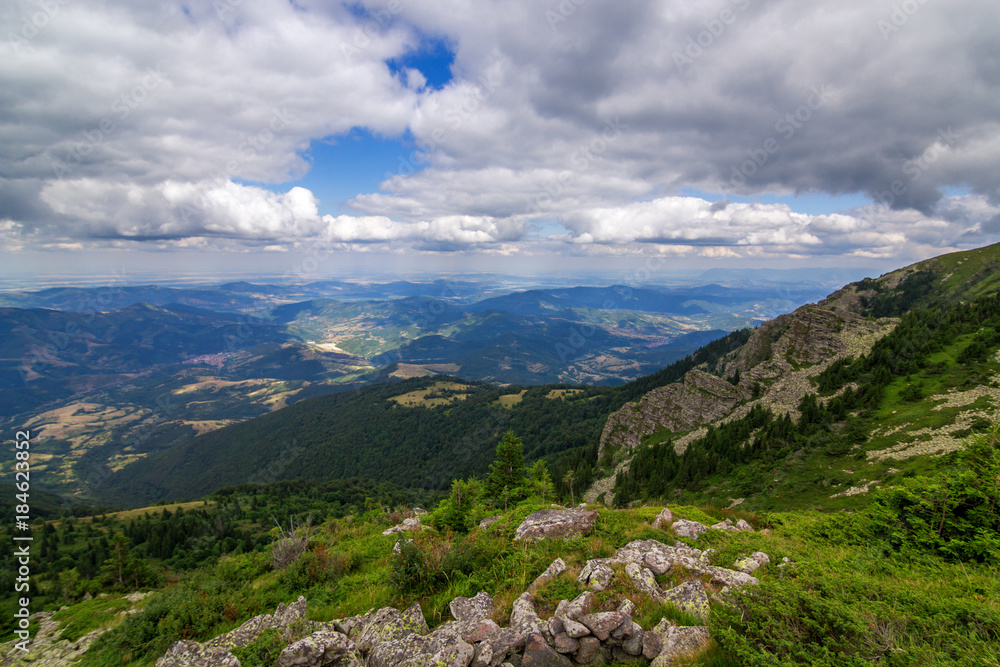 Fototapeta premium Beautiful mountains landscape in bulgaria.