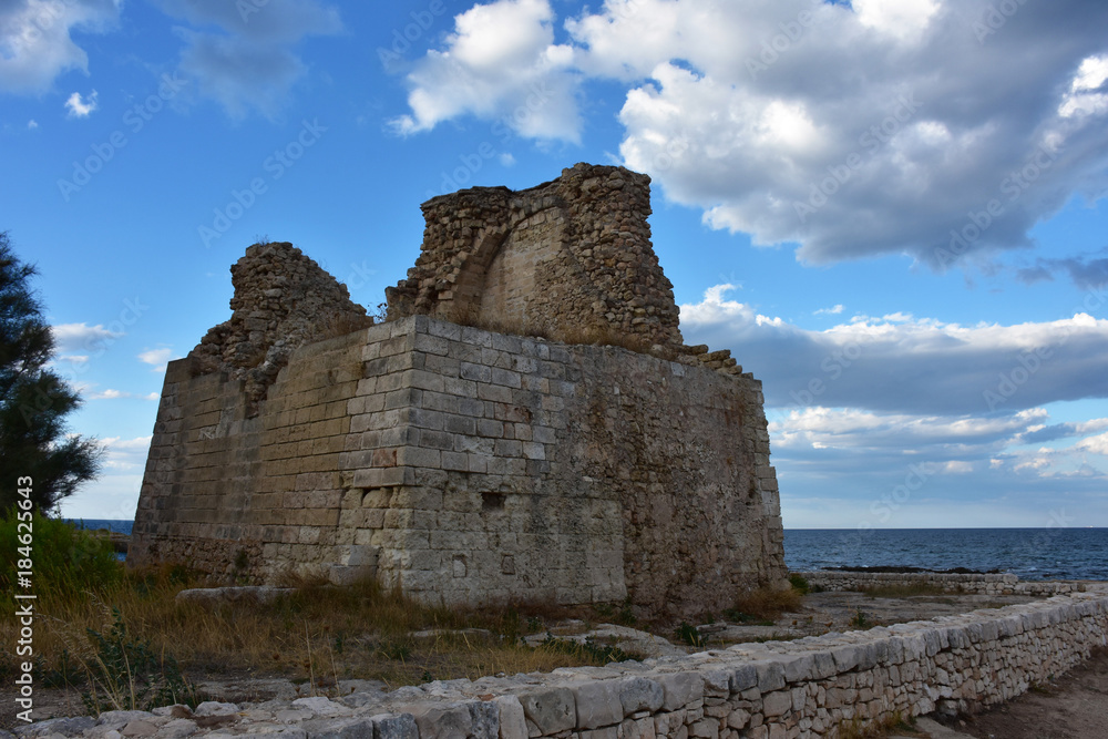 Italy, Puglia, Torre Cintola, ancient watchtower.