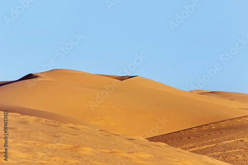 golden sand dune in sahara desert