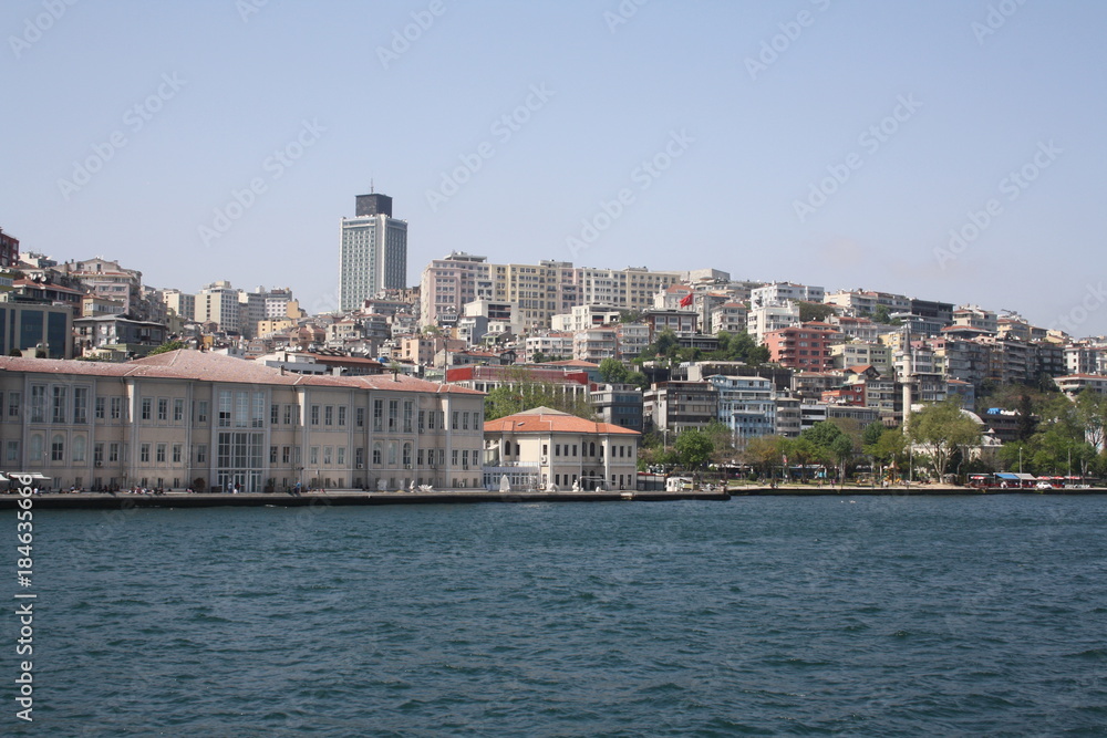 Fototapeta premium Sur le Bosphore - Istanbul - Turquie