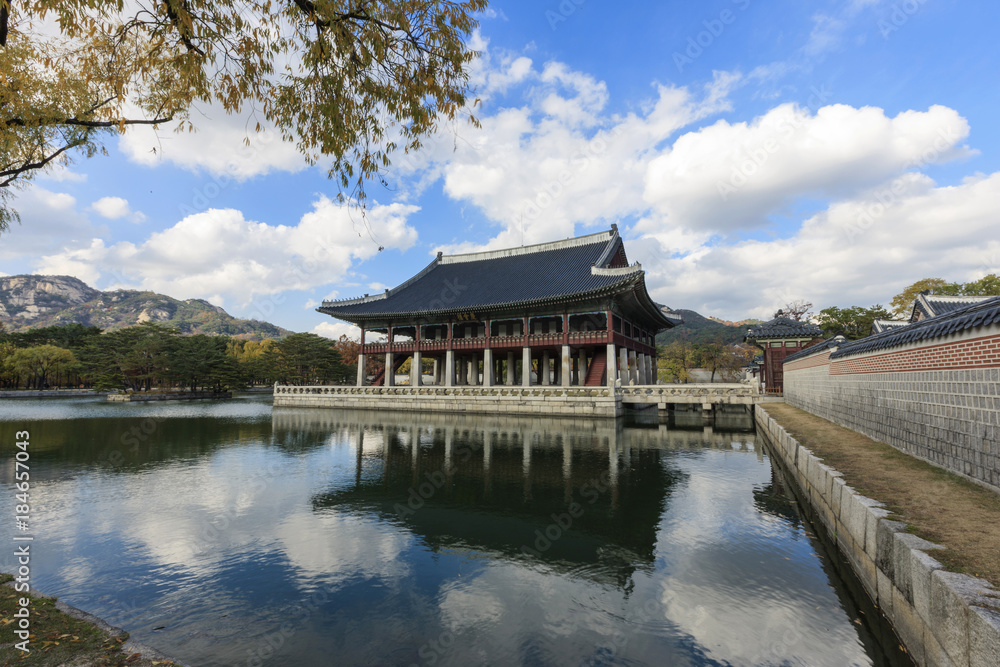 korean royal palace, Gyeongbokgung, landscape