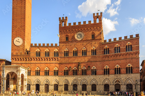 Wallpaper Mural Sienna Italy Torontodigital.ca