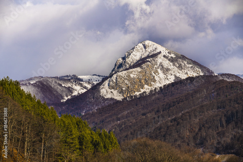 Fototapeta Naklejka Na Ścianę i Meble -  Beautiful mountain landscape in winter