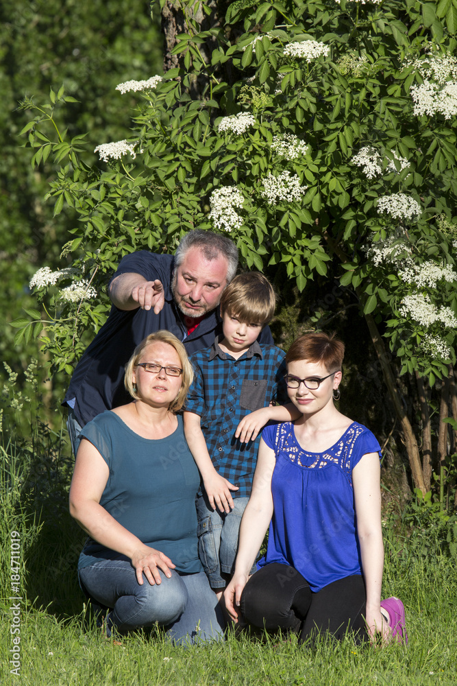 Familienausflug in den Park Familienausflug in den Park