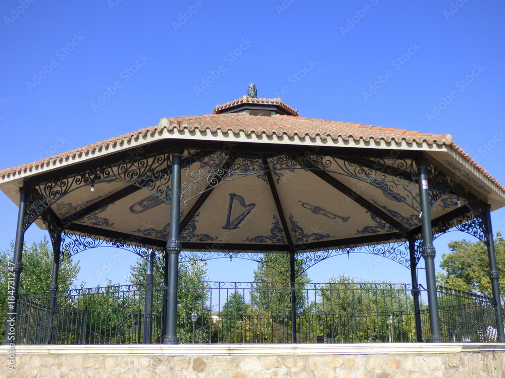Plasencia, ciudad de España de la provincia de Cáceres, situada en el norte de la comunidad autónoma de Extremadura Plasencia, ciudad de España de la provincia de Cáceres, situada en el norte de la comunidad autónoma de Extremadura