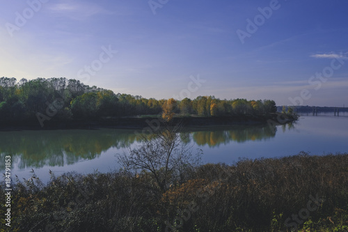 Una giornata di sole sull'argine del fiume Po, Rovigo photo