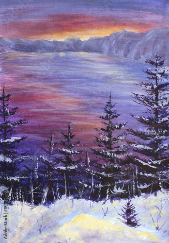 Obraz na płótnie malarstwo Duże drzewa Choinki pokryte śniegiem na tle purpurowego wschodu słońca nad oceanem, zimowy ocean, fioletowe góry, zima.