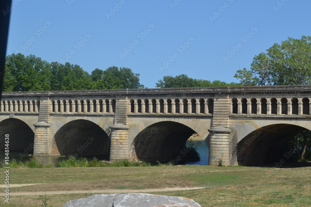 arch bridge seen from the side arch bridge seen from the side