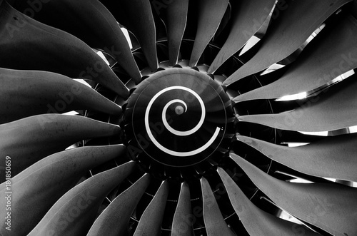 Jet engine