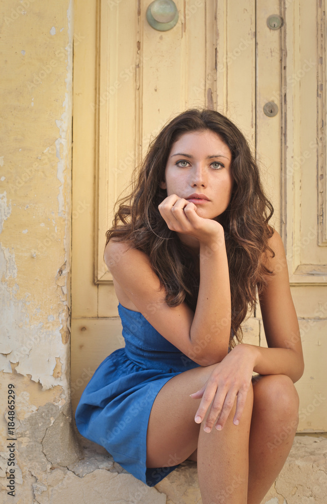 Naklejka premium Portrait of brunette girl