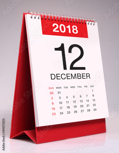 Simple desk calendar 2018 - December