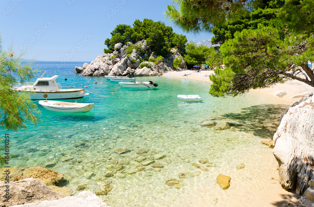 Fototapeta premium beautiful beach in Brela on Makarska riviera, Dalmatia, Croatia