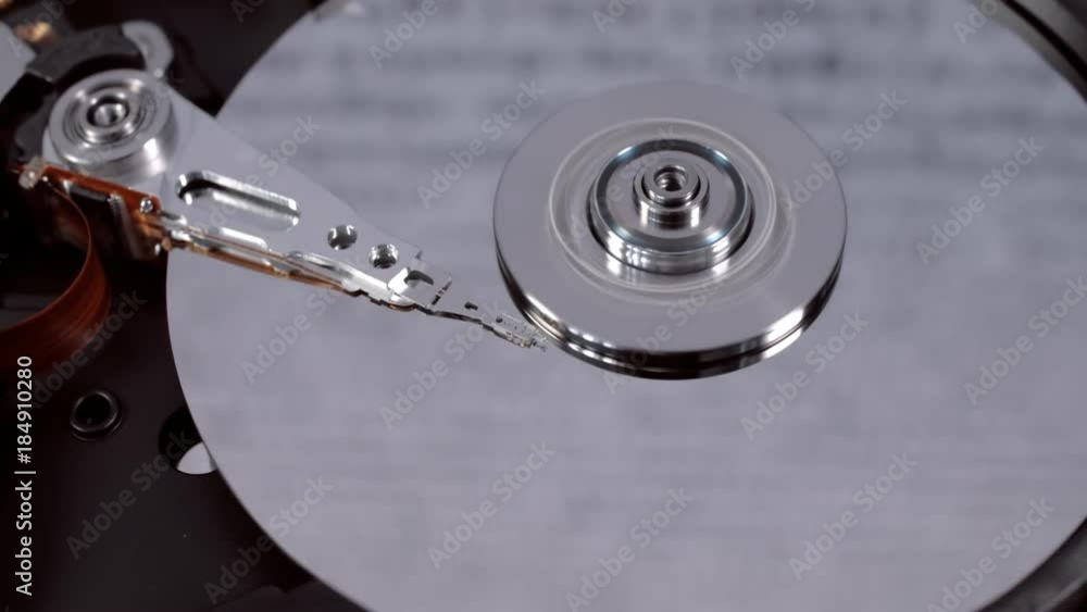 The hdd working, the head moves over the disk The hdd working, the head moves over the disk
