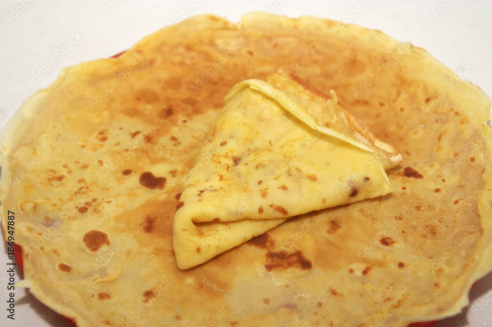 crêpe nature ,aliment,isolé,chandeleur crêpe nature ,aliment,isolé,chandeleur