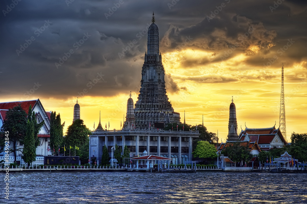 Obraz premium Wat Arun Bangkok Thailand