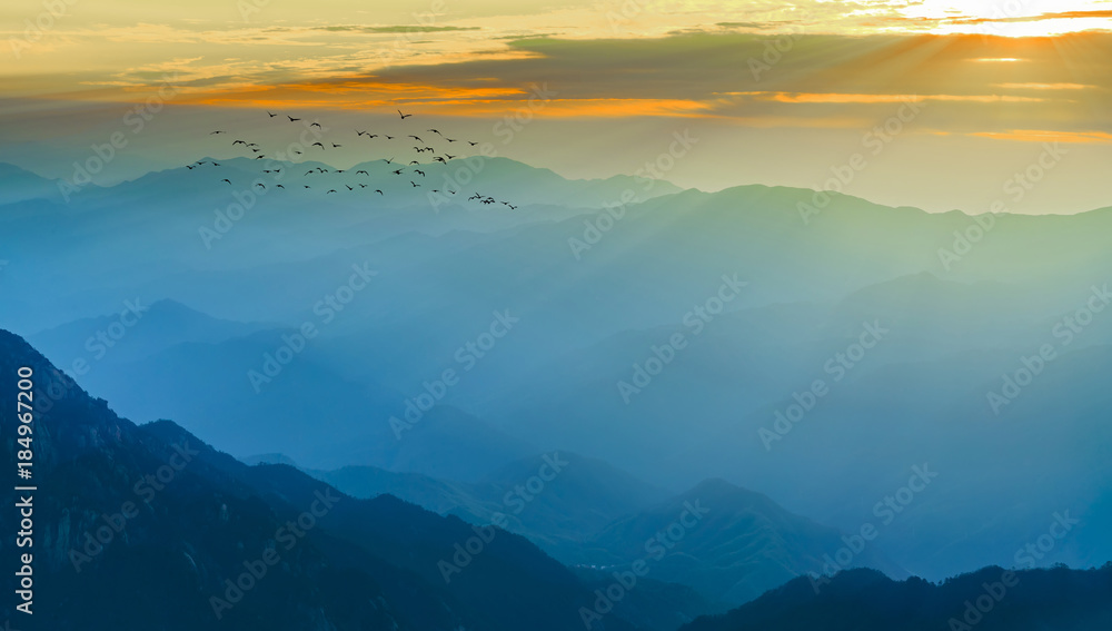 Obraz premium Beautiful scenery in Mount Huangshan, China
